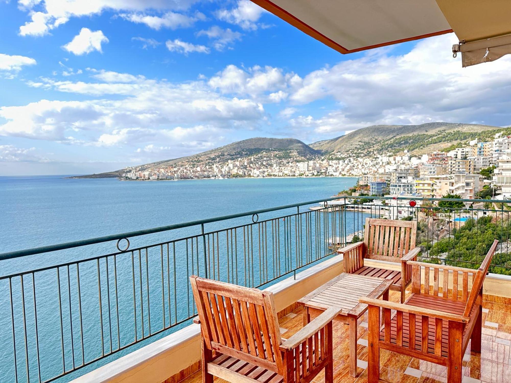 Design Sea View Apartment Saranda Extérieur photo